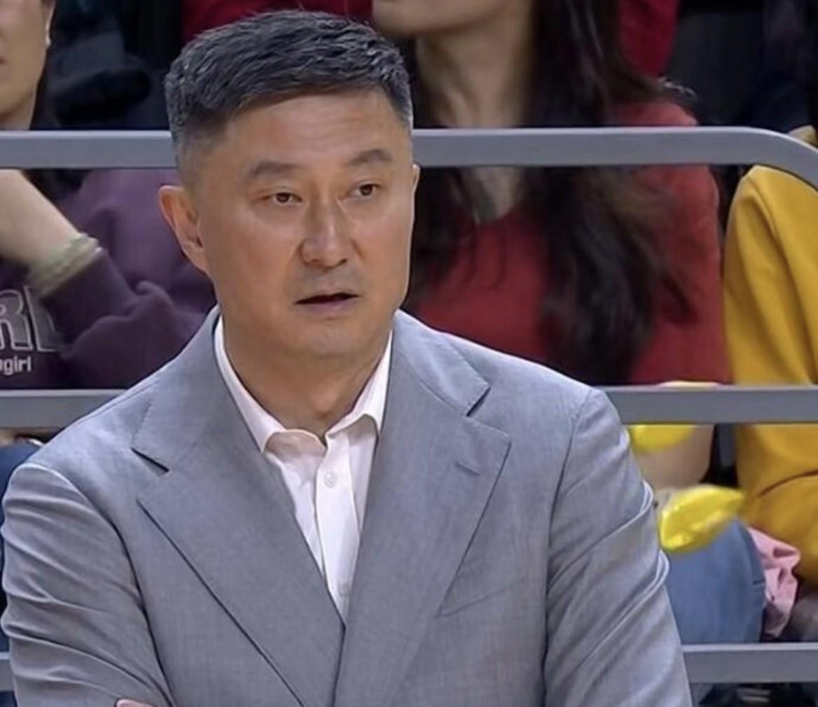 HTH Sports-媒体人评广东宏远：一个志在夺冠的球队不好好把握休赛期